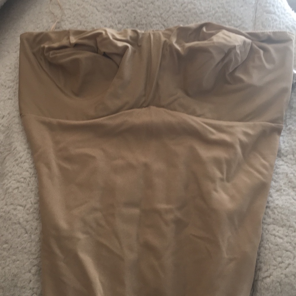 NWOT never worn strapless shaper